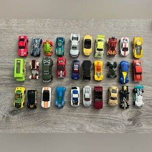 Hotwheels Toy Diecast Cars Lot Of 30 cars lot #6